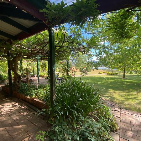 Howqua Willowlake Cottages מראה חיצוני תמונה