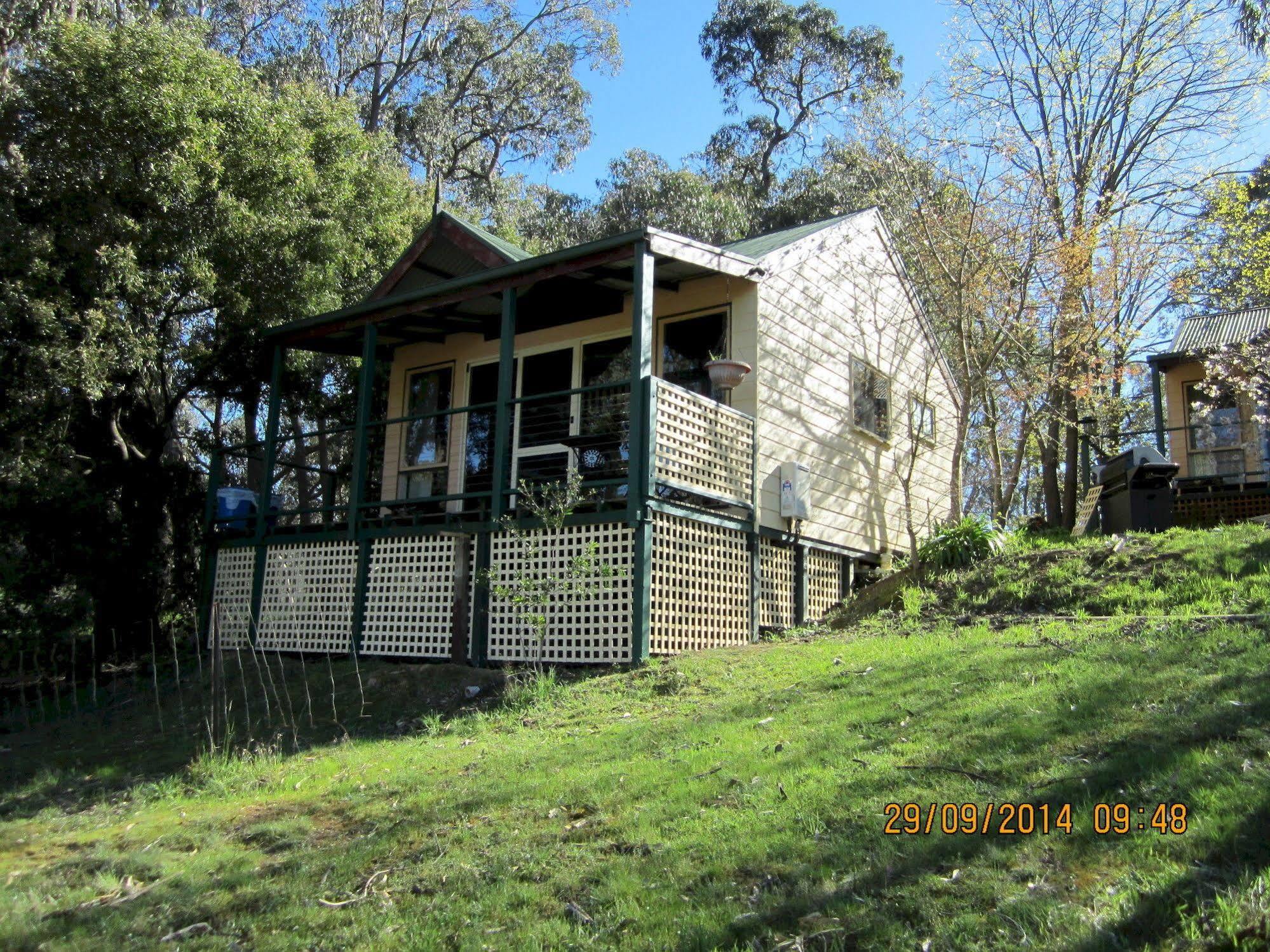 Howqua Willowlake Cottages מראה חיצוני תמונה