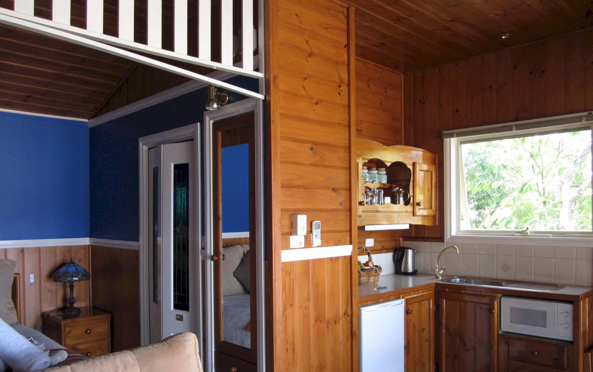 Howqua Willowlake Cottages מראה חיצוני תמונה